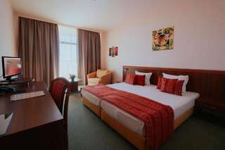 Отель Kristal Hotel - Все включено Золотые Пески Стандартный двухместный номер с 2 отдельными кроватями-2